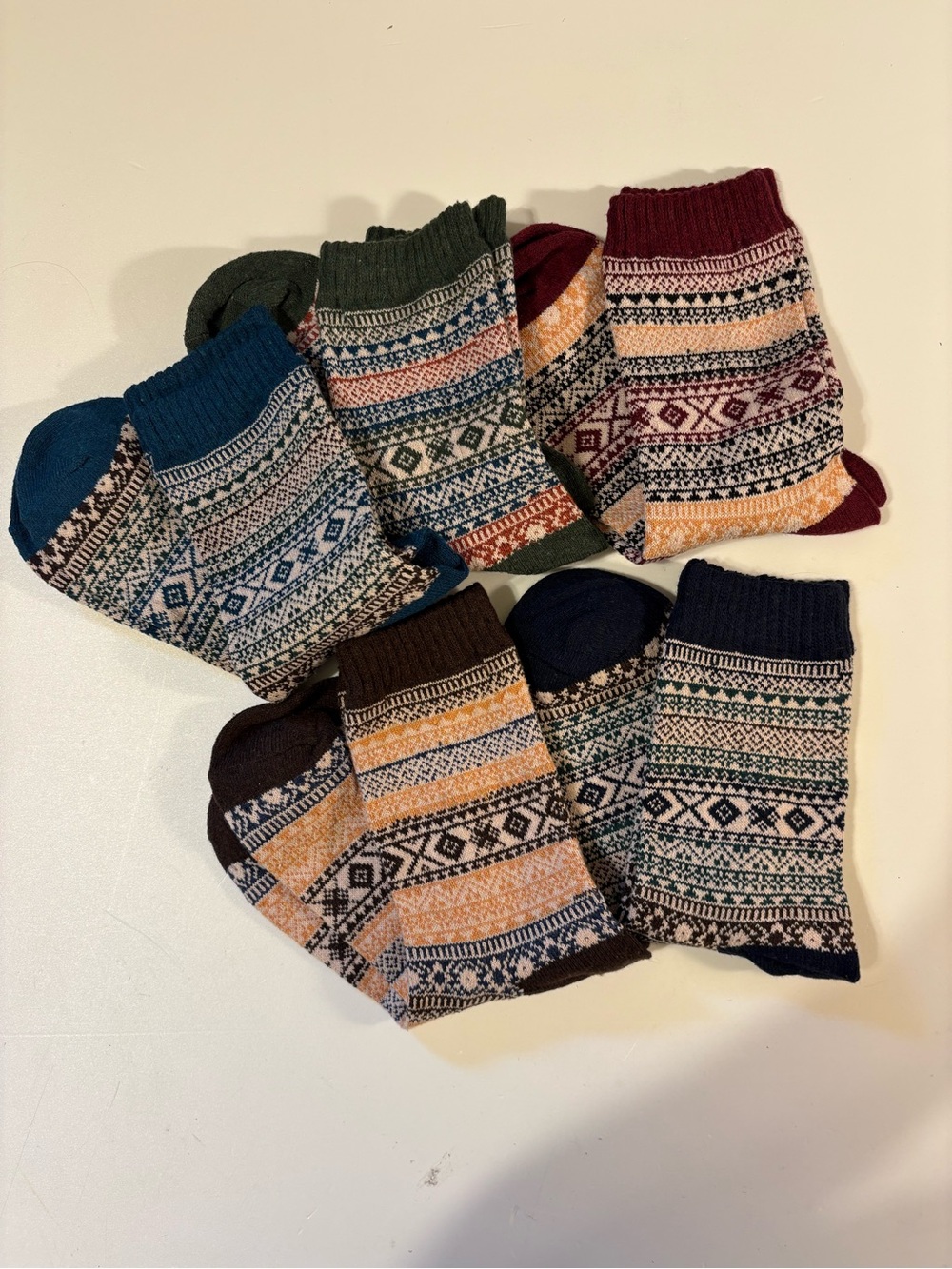 Women’s Patterned Crew Socks - Mixed Colors
